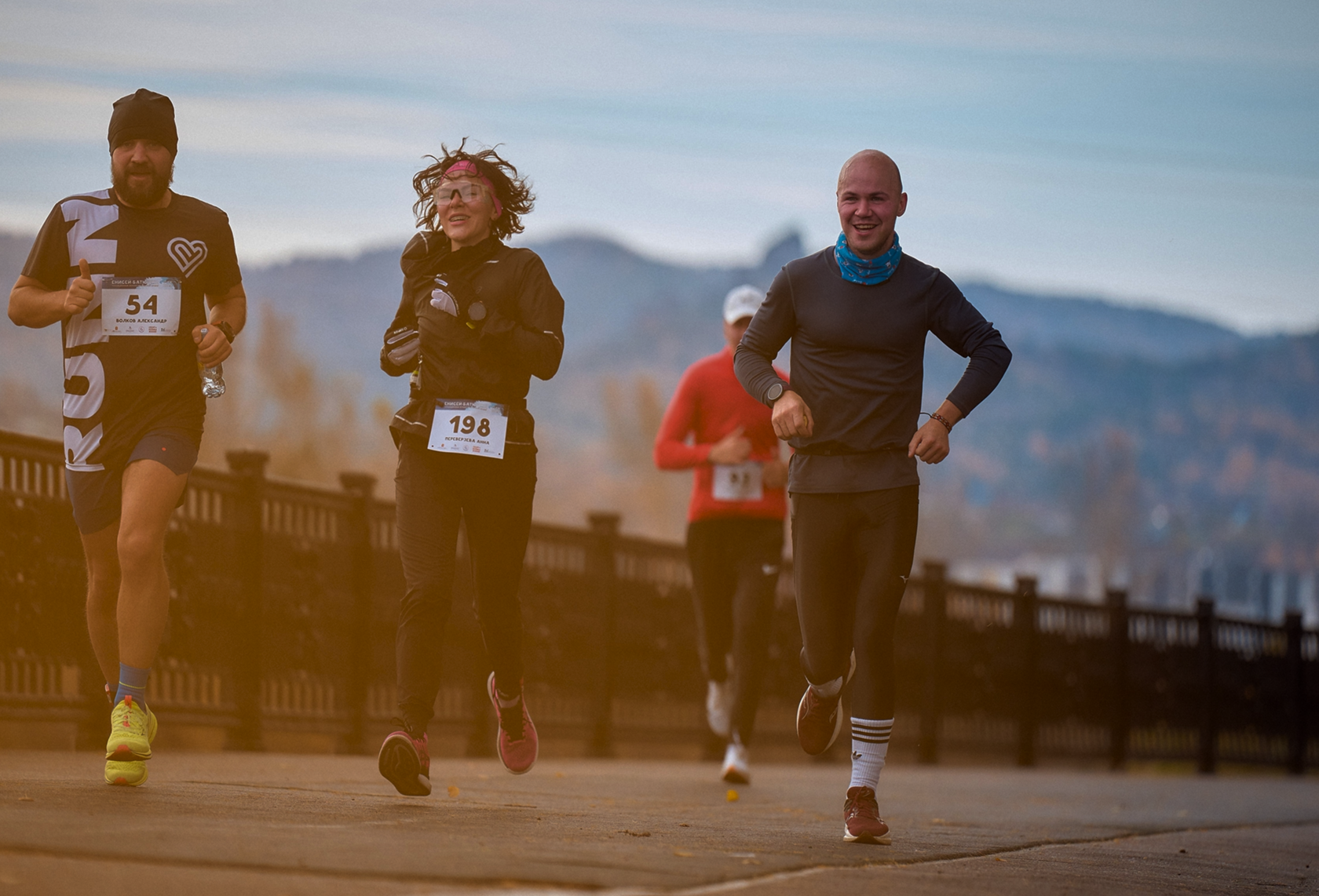 krasmost-photo-runners