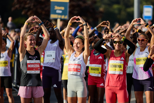 Участники на трассе — SberPrime Moscow Marathon 2026